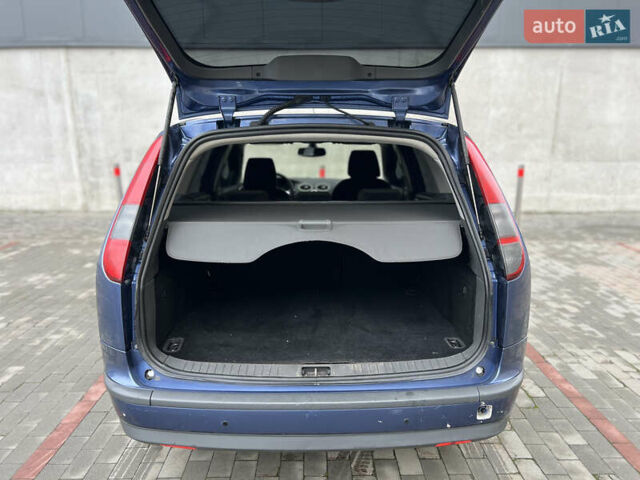 Синий Форд Фокус, объемом двигателя 2 л и пробегом 260 тыс. км за 5500 $, фото 8 на Automoto.ua