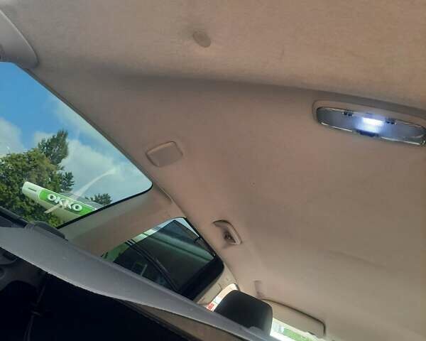 Синий Форд Фокус, объемом двигателя 1.6 л и пробегом 250 тыс. км за 4800 $, фото 15 на Automoto.ua