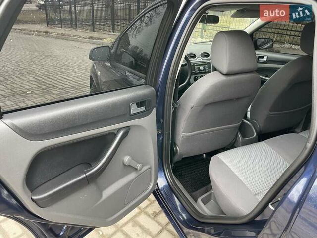 Синий Форд Фокус, объемом двигателя 1.6 л и пробегом 232 тыс. км за 4000 $, фото 12 на Automoto.ua