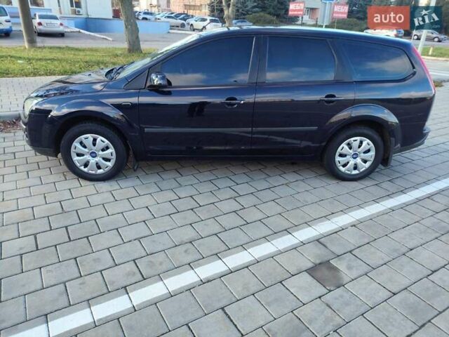 Синий Форд Фокус, объемом двигателя 1.6 л и пробегом 253 тыс. км за 4500 $, фото 12 на Automoto.ua