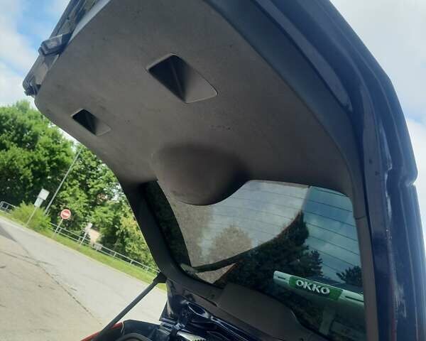 Синий Форд Фокус, объемом двигателя 1.6 л и пробегом 250 тыс. км за 4800 $, фото 18 на Automoto.ua