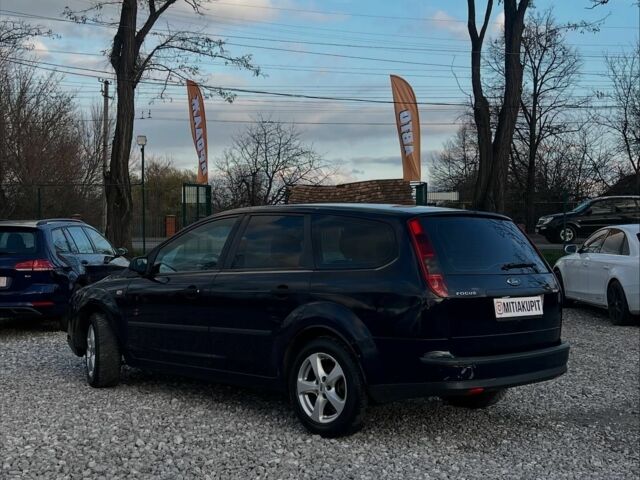 Синий Форд Фокус, объемом двигателя 0 л и пробегом 244 тыс. км за 3700 $, фото 2 на Automoto.ua