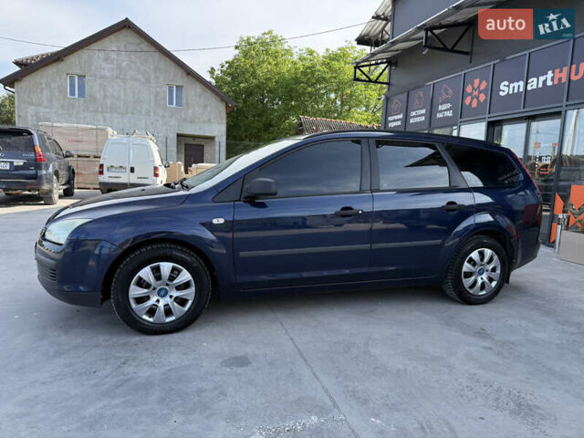 Синий Форд Фокус, объемом двигателя 1.6 л и пробегом 221 тыс. км за 4250 $, фото 4 на Automoto.ua