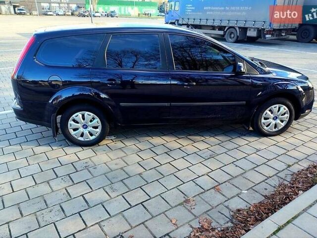 Синій Форд Фокус, об'ємом двигуна 1.6 л та пробігом 253 тис. км за 4700 $, фото 3 на Automoto.ua