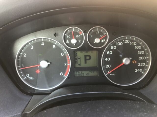 Синий Форд Фокус, объемом двигателя 1.6 л и пробегом 240 тыс. км за 5500 $, фото 11 на Automoto.ua