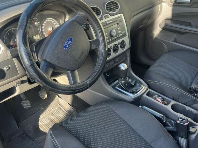 Синий Форд Фокус, объемом двигателя 1.6 л и пробегом 360 тыс. км за 4500 $, фото 6 на Automoto.ua