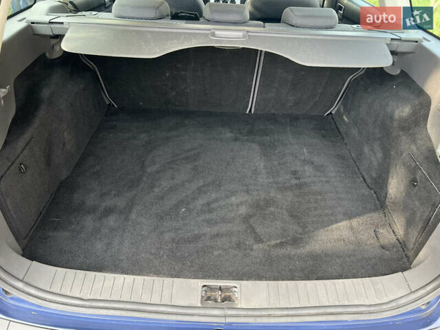 Синій Форд Фокус, об'ємом двигуна 1.6 л та пробігом 235 тис. км за 4650 $, фото 34 на Automoto.ua