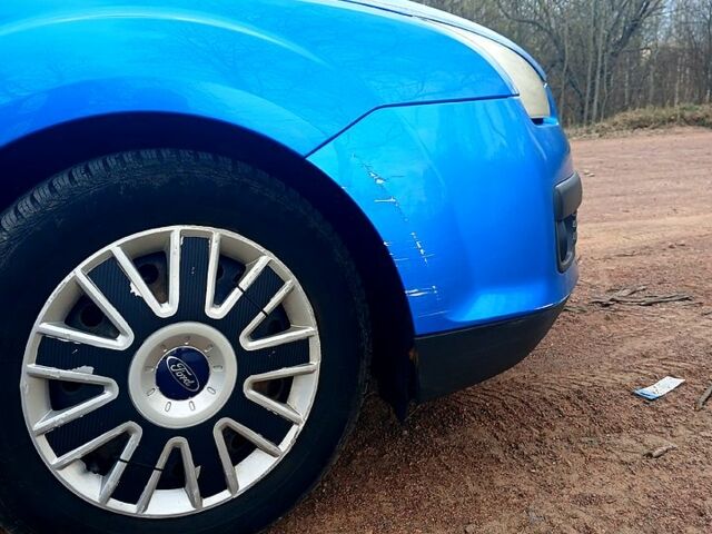 Синий Форд Фокус, объемом двигателя 1.6 л и пробегом 240 тыс. км за 3000 $, фото 3 на Automoto.ua