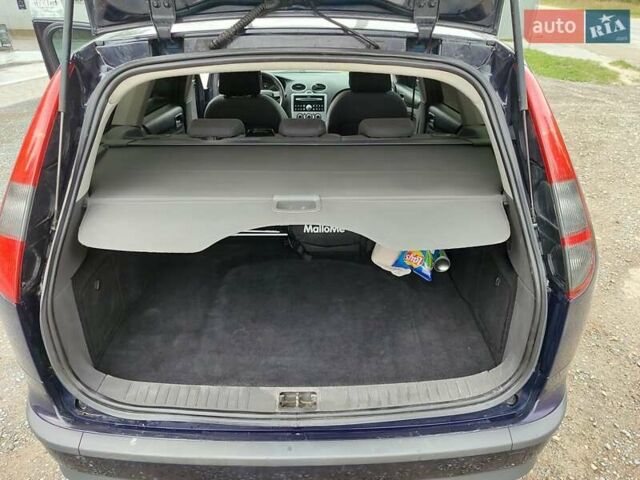 Синій Форд Фокус, об'ємом двигуна 1.6 л та пробігом 278 тис. км за 3850 $, фото 4 на Automoto.ua