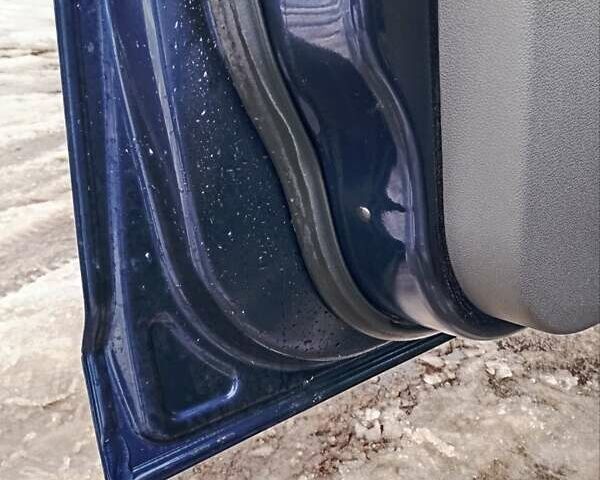 Синий Форд Фокус, объемом двигателя 1.6 л и пробегом 243 тыс. км за 4650 $, фото 12 на Automoto.ua