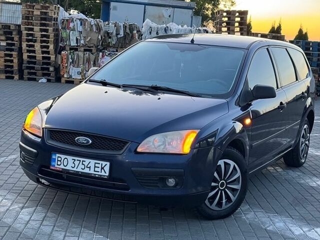 Синій Форд Фокус, об'ємом двигуна 1.6 л та пробігом 263 тис. км за 3999 $, фото 24 на Automoto.ua