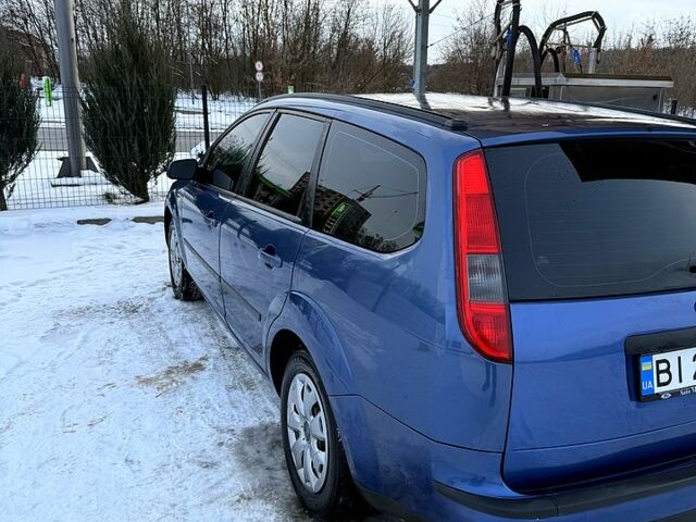 Синий Форд Фокус, объемом двигателя 1.6 л и пробегом 220 тыс. км за 4500 $, фото 2 на Automoto.ua