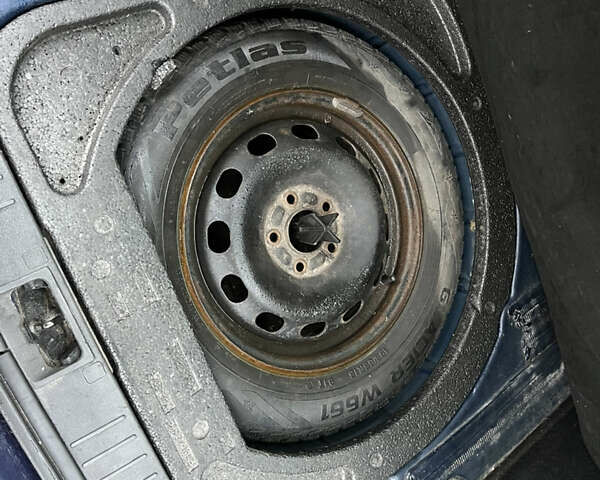 Синий Форд Фокус, объемом двигателя 1.56 л и пробегом 253 тыс. км за 4400 $, фото 37 на Automoto.ua