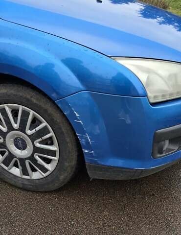 Синий Форд Фокус, объемом двигателя 1.6 л и пробегом 240 тыс. км за 4200 $, фото 2 на Automoto.ua