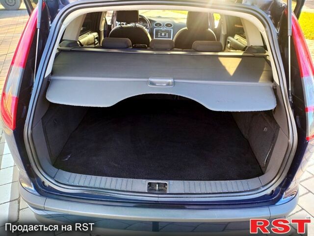 Синій Форд Фокус, об'ємом двигуна 1.6 л та пробігом 253 тис. км за 4700 $, фото 8 на Automoto.ua