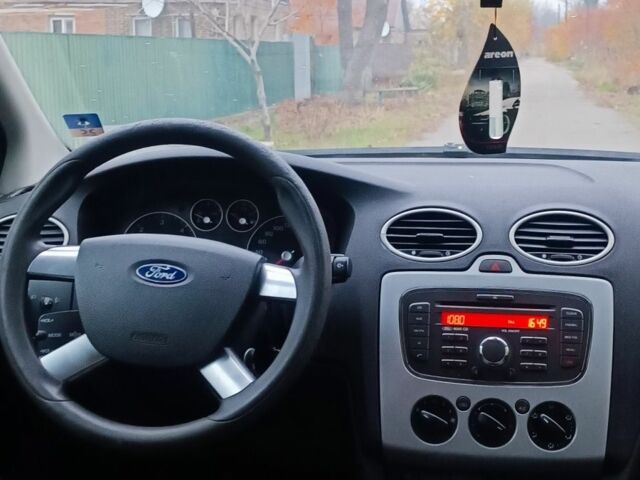 Синий Форд Фокус, объемом двигателя 0 л и пробегом 275 тыс. км за 1700 $, фото 9 на Automoto.ua