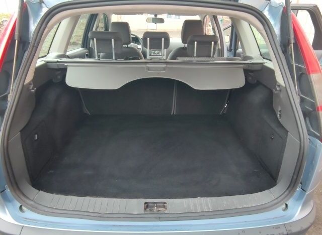 Синій Форд Фокус, об'ємом двигуна 1.8 л та пробігом 290 тис. км за 3000 $, фото 8 на Automoto.ua