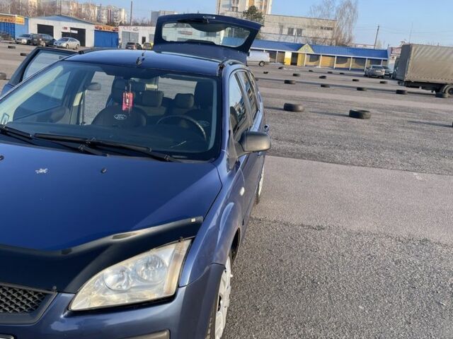 Синий Форд Фокус, объемом двигателя 1.8 л и пробегом 226 тыс. км за 3200 $, фото 3 на Automoto.ua