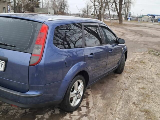 Синий Форд Фокус, объемом двигателя 1.6 л и пробегом 230 тыс. км за 4500 $, фото 3 на Automoto.ua