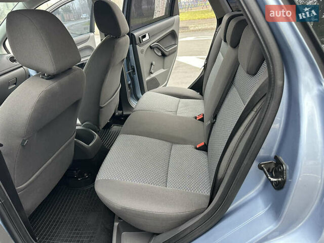 Синий Форд Фокус, объемом двигателя 1.6 л и пробегом 235 тыс. км за 4750 $, фото 36 на Automoto.ua