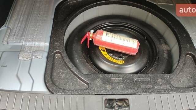 Синий Форд Фокус, объемом двигателя 1.8 л и пробегом 290 тыс. км за 3000 $, фото 8 на Automoto.ua