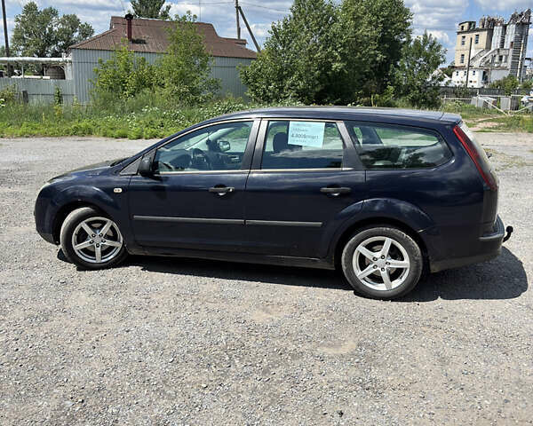 Синий Форд Фокус, объемом двигателя 1.56 л и пробегом 348 тыс. км за 4100 $, фото 6 на Automoto.ua