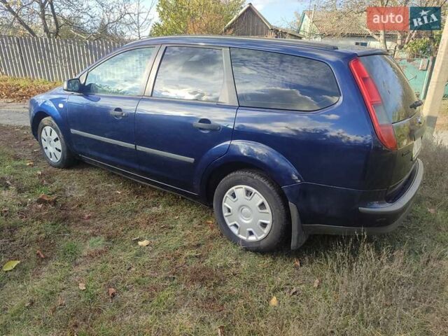 Синий Форд Фокус, объемом двигателя 1.6 л и пробегом 253 тыс. км за 4500 $, фото 1 на Automoto.ua