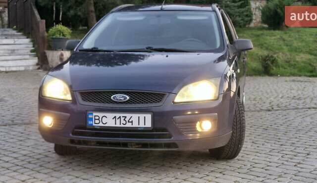 Синій Форд Фокус, об'ємом двигуна 1.6 л та пробігом 300 тис. км за 4200 $, фото 7 на Automoto.ua