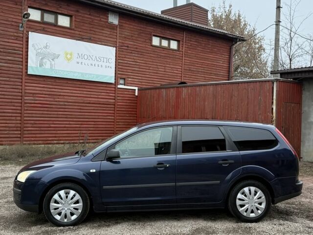 Синій Форд Фокус, об'ємом двигуна 1.6 л та пробігом 274 тис. км за 2850 $, фото 4 на Automoto.ua