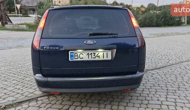 Синій Форд Фокус, об'ємом двигуна 1.6 л та пробігом 300 тис. км за 4200 $, фото 6 на Automoto.ua