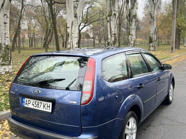 Синий Форд Фокус, объемом двигателя 1.6 л и пробегом 290 тыс. км за 4550 $, фото 3 на Automoto.ua