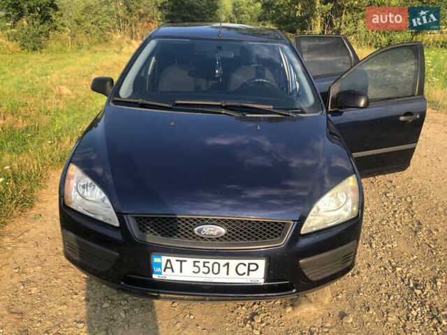 Синий Форд Фокус, объемом двигателя 1.56 л и пробегом 252 тыс. км за 4500 $, фото 4 на Automoto.ua