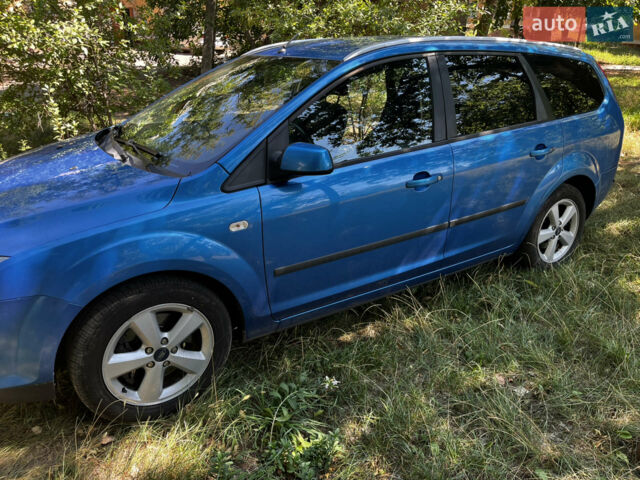 Синій Форд Фокус, об'ємом двигуна 2.01 л та пробігом 303 тис. км за 5200 $, фото 4 на Automoto.ua