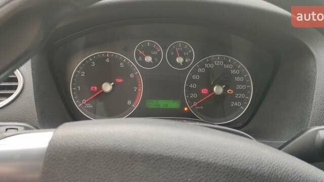 Синий Форд Фокус, объемом двигателя 1.8 л и пробегом 290 тыс. км за 3000 $, фото 3 на Automoto.ua