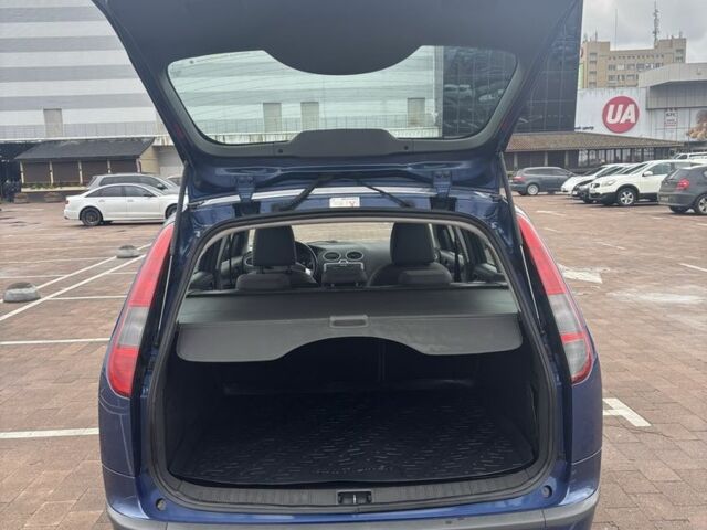 Форд Фокус 2006 в Житомире на Automoto.ua Синий Форд Фокус, объемом двигателя 1.8 л и пробегом 205 тыс. км за 4550 $, фото 7 на Automoto.ua