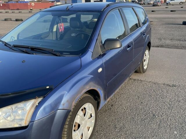 Синий Форд Фокус, объемом двигателя 1.8 л и пробегом 226 тыс. км за 3200 $, фото 18 на Automoto.ua