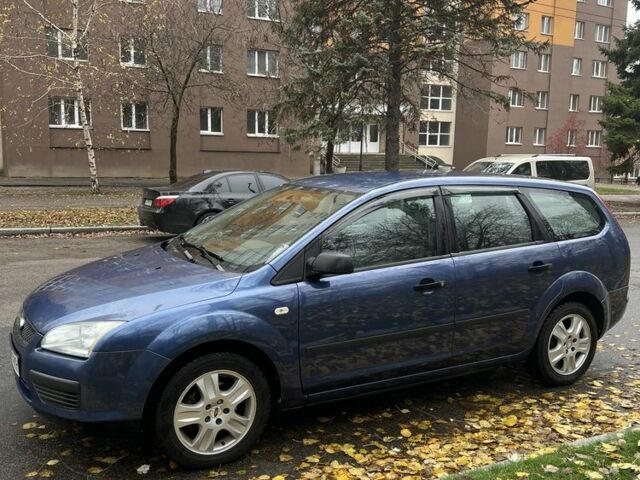 Синий Форд Фокус, объемом двигателя 1.6 л и пробегом 290 тыс. км за 4550 $, фото 7 на Automoto.ua
