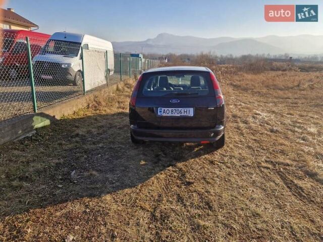 Синий Форд Фокус, объемом двигателя 1.6 л и пробегом 255 тыс. км за 2600 $, фото 3 на Automoto.ua