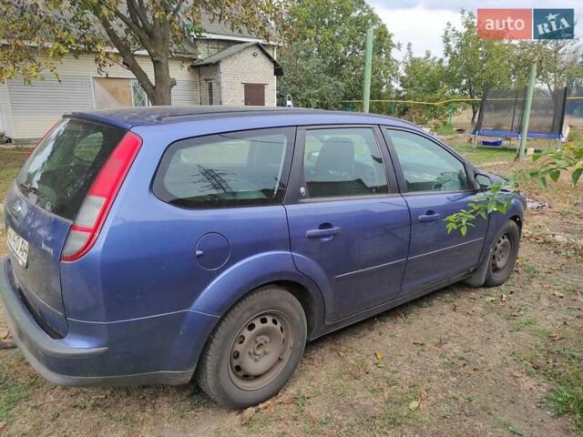 Синий Форд Фокус, объемом двигателя 1.6 л и пробегом 165 тыс. км за 3500 $, фото 4 на Automoto.ua