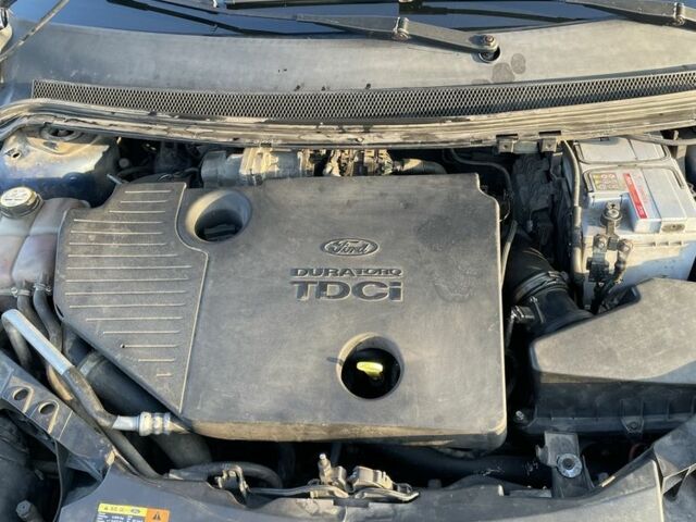 Синий Форд Фокус, объемом двигателя 1.8 л и пробегом 226 тыс. км за 3200 $, фото 14 на Automoto.ua