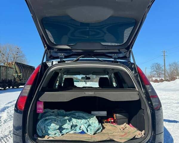 Синий Форд Фокус, объемом двигателя 1.6 л и пробегом 246 тыс. км за 4600 $, фото 9 на Automoto.ua