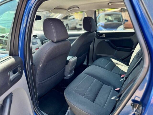 Синий Форд Фокус, объемом двигателя 1.6 л и пробегом 187 тыс. км за 6400 $, фото 11 на Automoto.ua