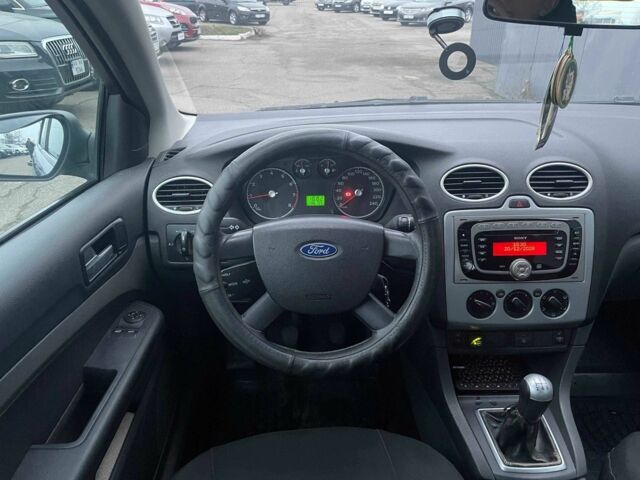 Синій Форд Фокус, об'ємом двигуна 1.6 л та пробігом 195 тис. км за 5790 $, фото 13 на Automoto.ua