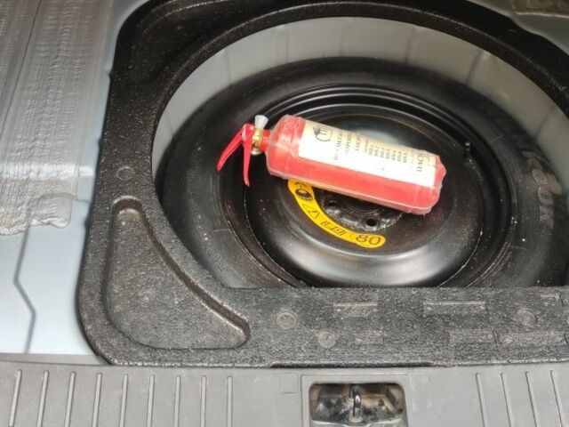 Синій Форд Фокус, об'ємом двигуна 1.8 л та пробігом 290 тис. км за 3000 $, фото 9 на Automoto.ua