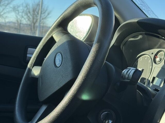 Синий Форд Фокус, объемом двигателя 1.4 л и пробегом 200 тыс. км за 5200 $, фото 14 на Automoto.ua