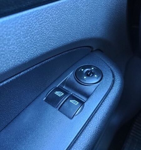 Синий Форд Фокус, объемом двигателя 1.6 л и пробегом 239 тыс. км за 4350 $, фото 15 на Automoto.ua