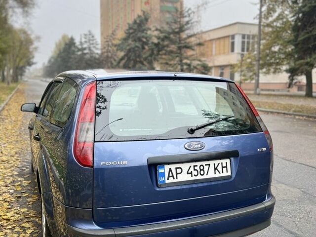 Синий Форд Фокус, объемом двигателя 1.6 л и пробегом 290 тыс. км за 4550 $, фото 5 на Automoto.ua