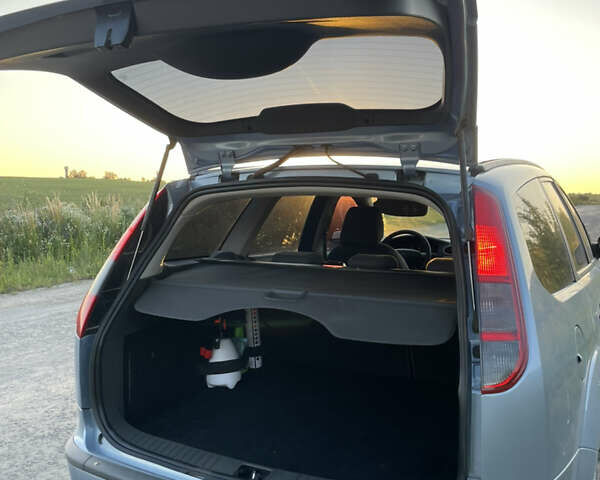 Синий Форд Фокус, объемом двигателя 1.6 л и пробегом 287 тыс. км за 4600 $, фото 12 на Automoto.ua