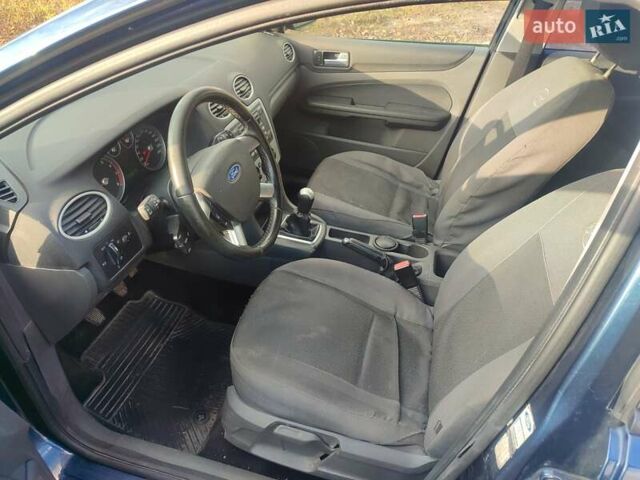 Синий Форд Фокус, объемом двигателя 1.6 л и пробегом 253 тыс. км за 4500 $, фото 7 на Automoto.ua