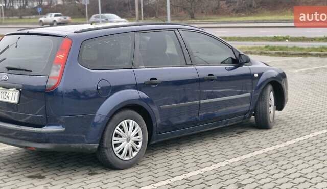 Синий Форд Фокус, объемом двигателя 1.6 л и пробегом 300 тыс. км за 4300 $, фото 14 на Automoto.ua